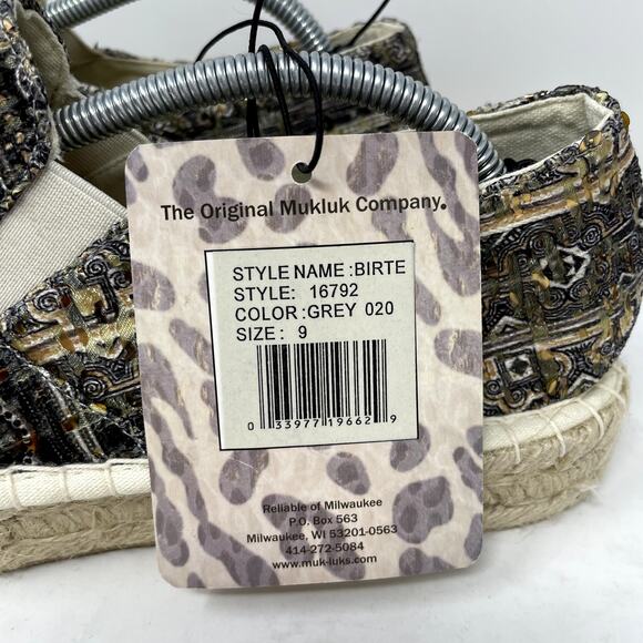 NEW Mukluks Birte Espadrille Flats Sequins Womens Size 9 - Picture 4 of 11